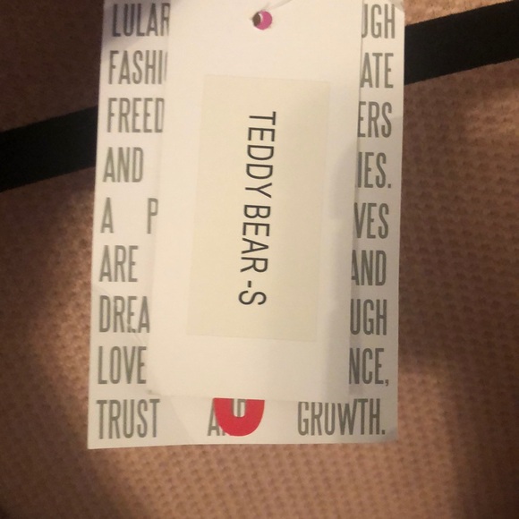 Teddy Bear Jacket - Picture 3 of 4